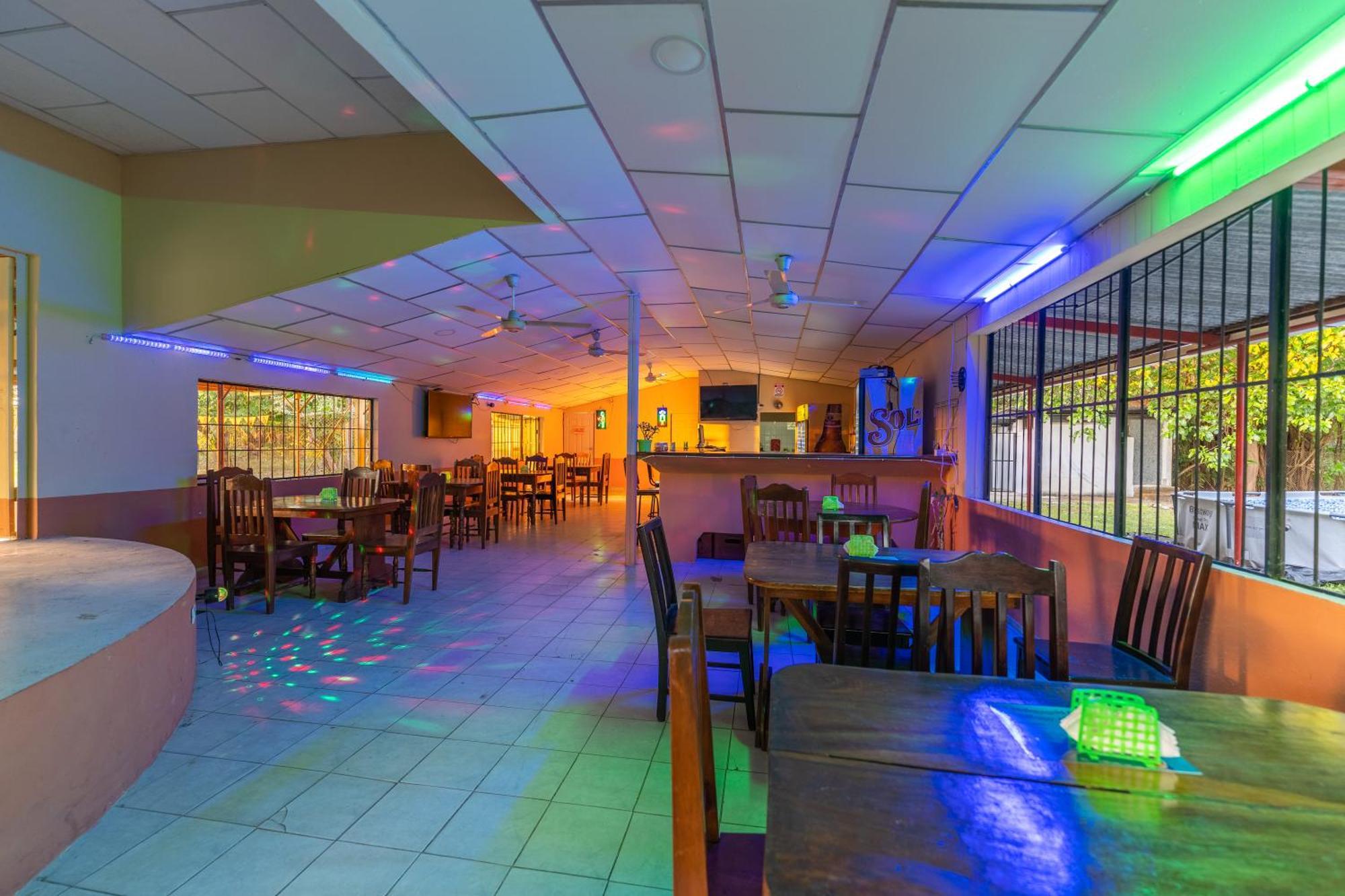 El Cocobolo Food&Rest Room 4 Bed And Breakfast Wifi Ac Pkg Gratis Liberia Zewnętrze zdjęcie